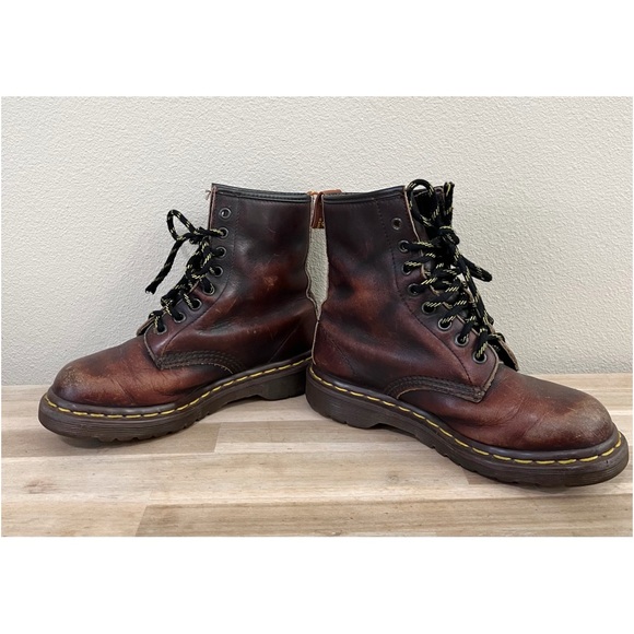 Vintage RARE Dr. Martins 1460 Dark Brown Lace up Leather Boots - Picture 5 of 9